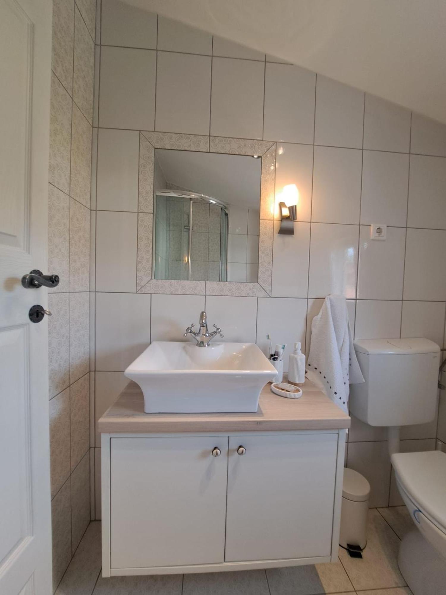 Apartman Lucia Posedarje Ngoại thất bức ảnh