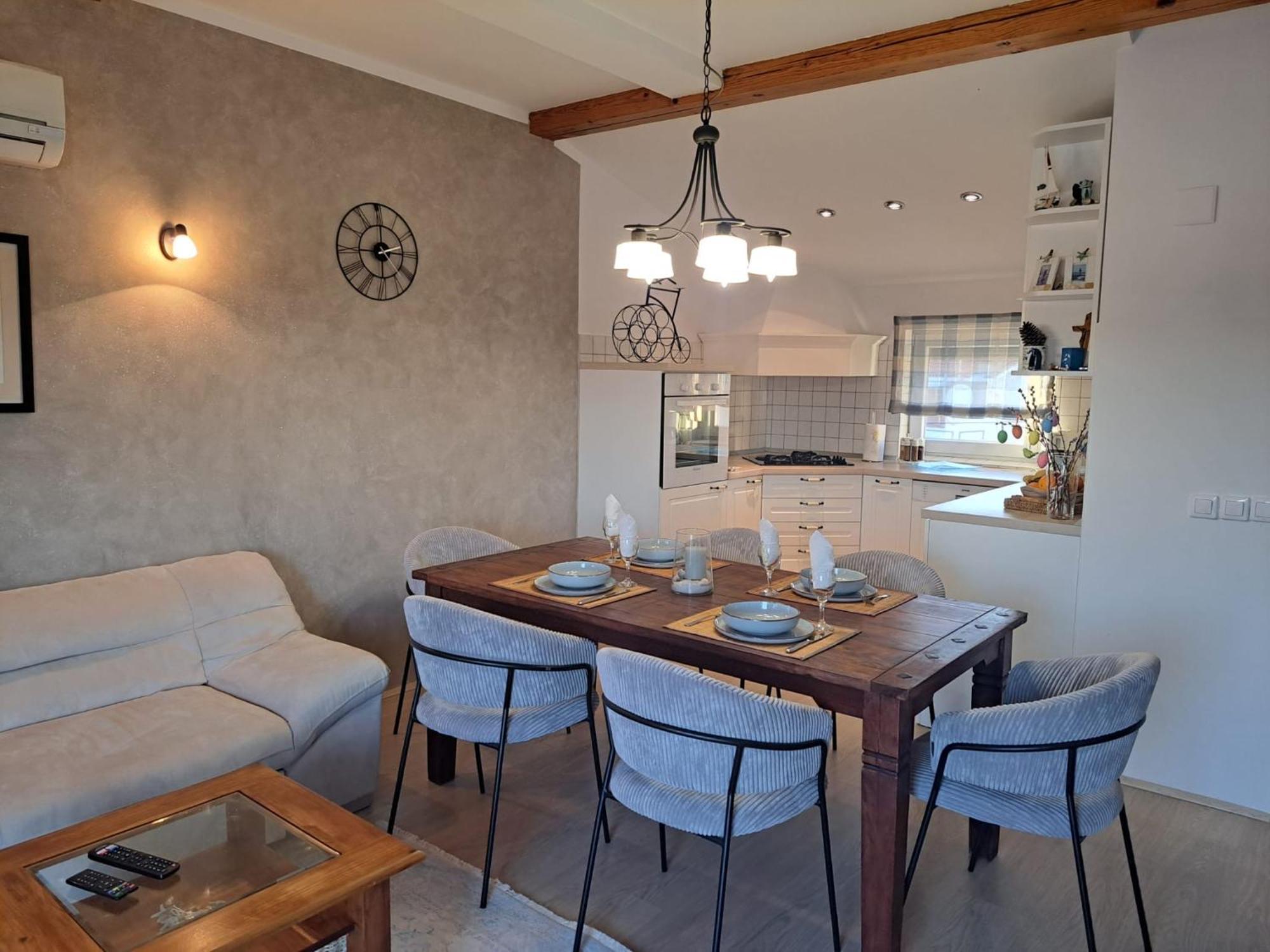 Apartman Lucia Posedarje Ngoại thất bức ảnh