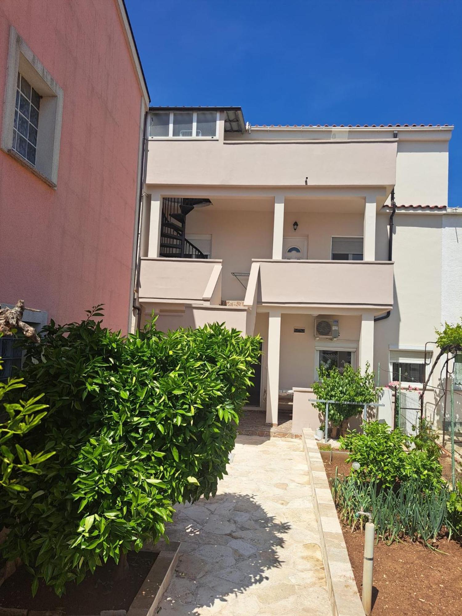 Apartman Lucia Posedarje Ngoại thất bức ảnh
